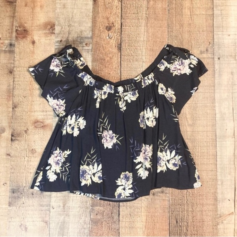 ASTR The Label AT12314 Navy Floral Off Shoulder Tie Sleeve Crop Top‎ Blouse M